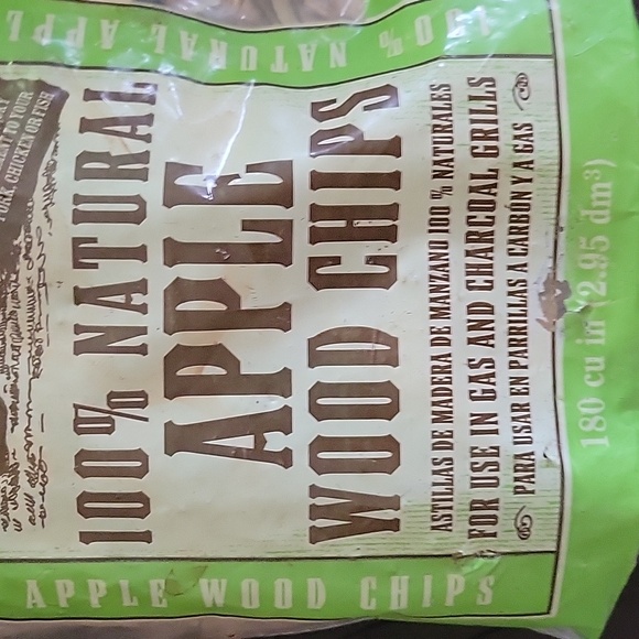 Cowboy 100% Natural Apple Wood Chips - Picture 3 of 4